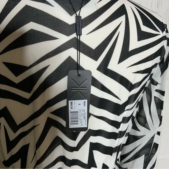 Kardashian Kollection - Picture 8 of 14